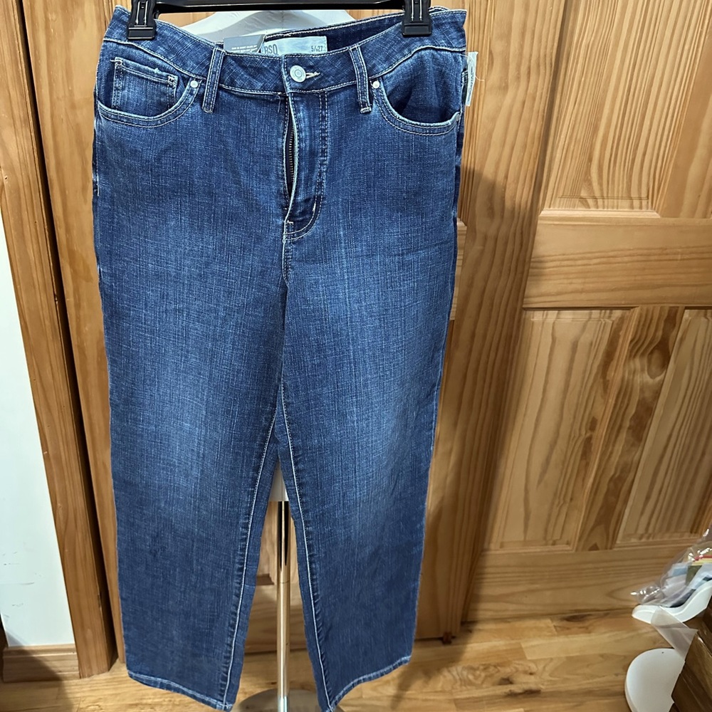 RSW JEAN SIZE 5/ w27 High Rise ABOVE ANKLE ( I’m 5”4) NWT AT TILLY’s